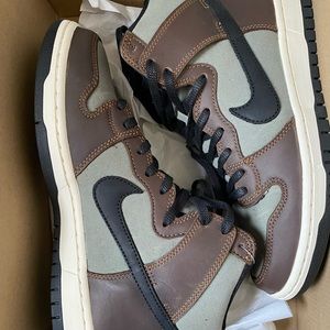 Nike SB Dunk High Pro